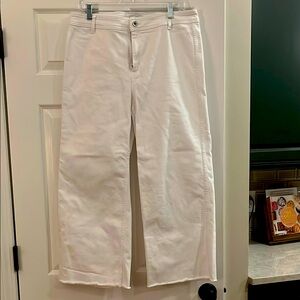 Vineyard Vines white Pants/Jeans
